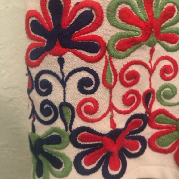 Mod 60s Mock Neck Retro Mini Dress with Floral Design - Picture 3 of 6